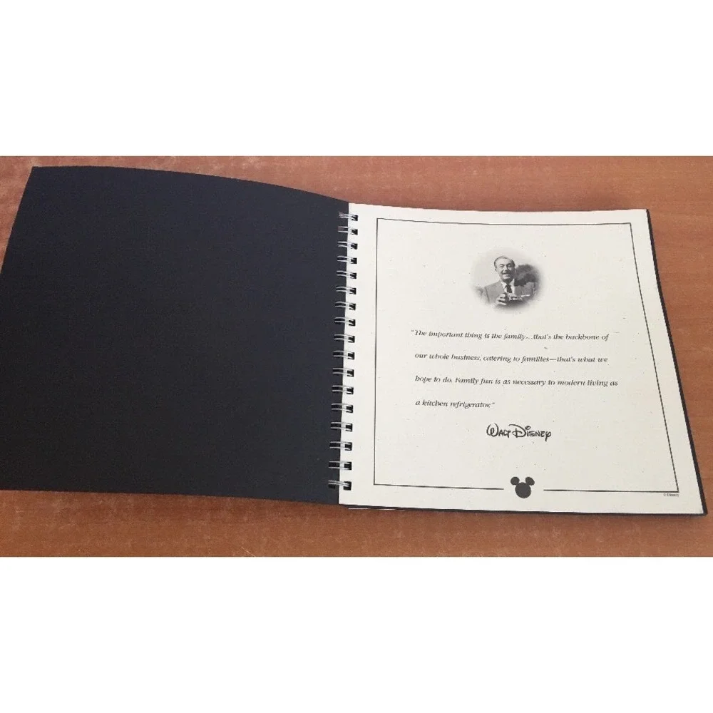 Disney Vacation Club Member Binder Photo Album Book Black 15 Pages 9x9 DVC RARE‎